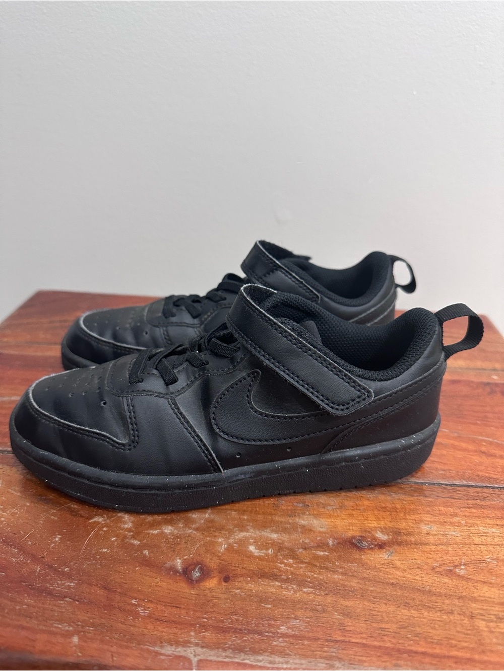 Nike Court Borough Low Sneaker in Black Hook and Loop Strap